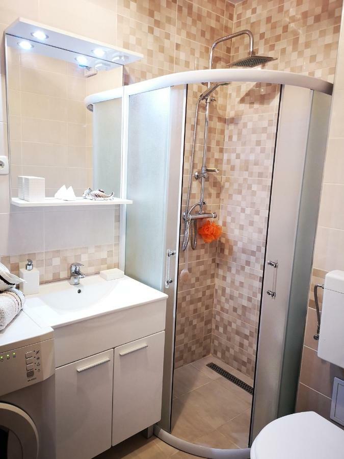 Apartmani "Zuka" كورتْشولا المظهر الخارجي الصورة